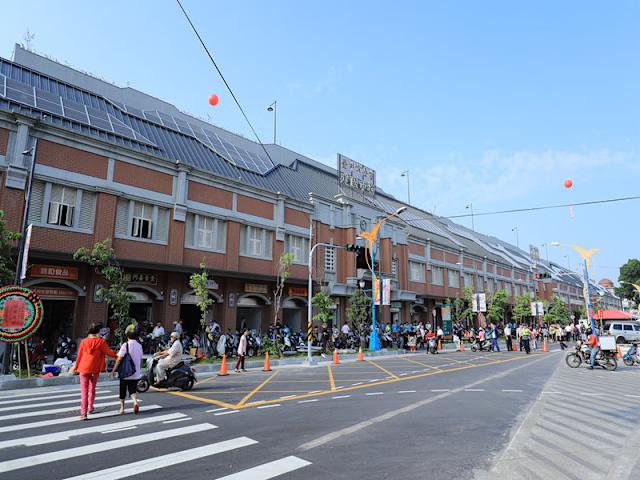 建國市場 401台中市東區建成路500號